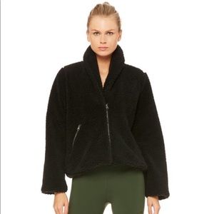 Alo Yoga Cozy Up Sherpa Jacket